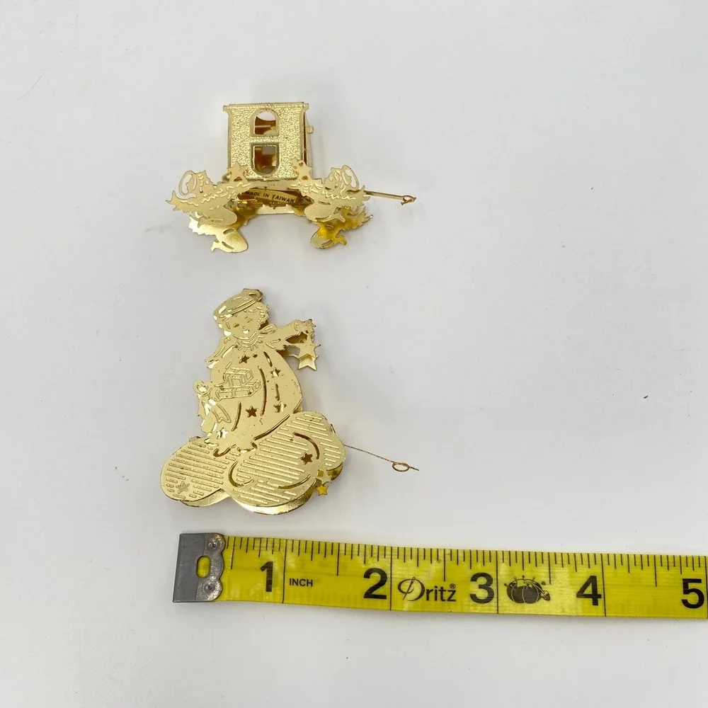 Vintage Gold Filigree Metal Angel and Carriage Christmas Ornament Set‎ 5pc